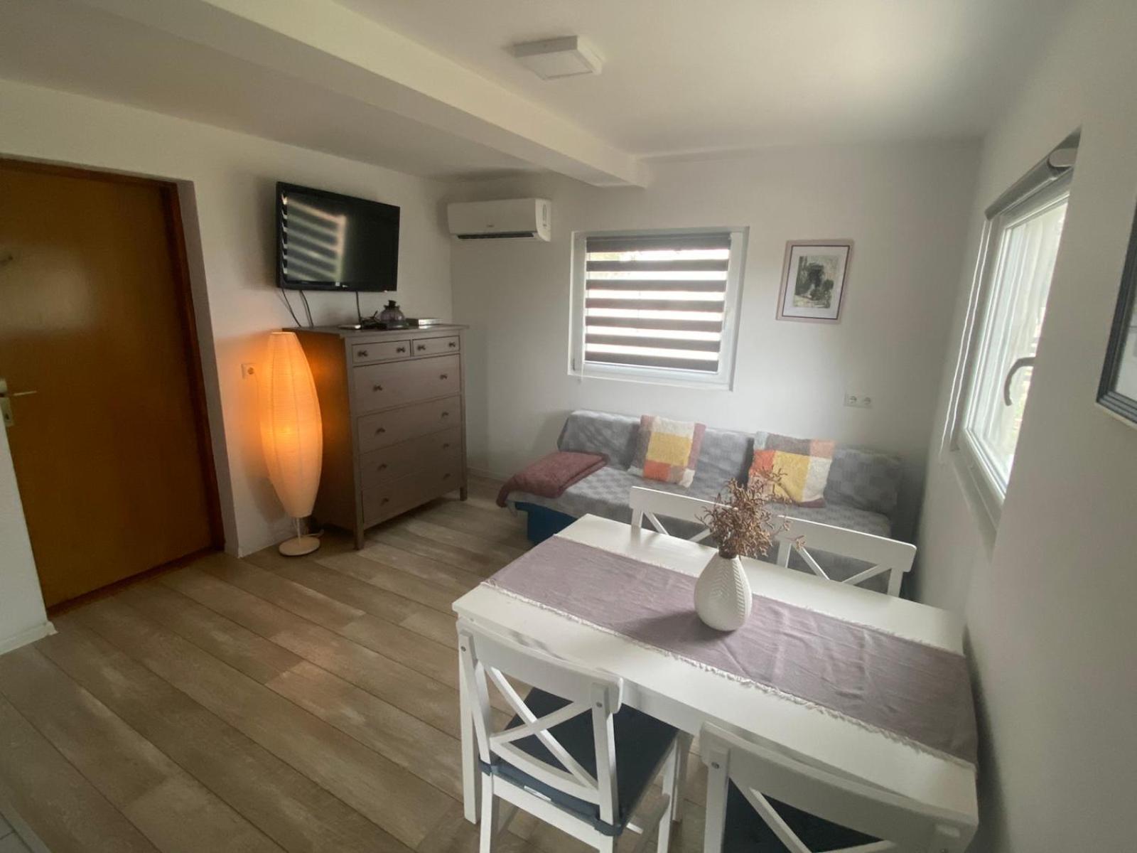 Viva 2 Rovinj Apartment Exterior photo